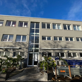 Büroeinheit in Dortmund-Aplerbeck | viele Stellplätze | individuelle Gestaltungsmöglichkeiten