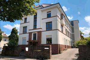 Wohnen mit Charakter: Großzügige 5-Zimmer-Wohnung in Pforzheim
