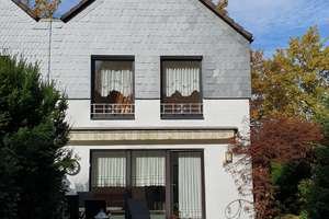 Reiheneckhaus - Krefeld-Fischeln-420000 € Kaufpreis VB - 100 m² Wohnfläche - 4 Zimmer – Die vollständige Adresse der Immobilie erhältst du vom Anbieter., 47807 Fischeln, Krefeld – Vorschaubild 2