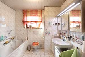 Großzügig wohnen. Naturnah leben. 3,5-Zimmer mit Kaminofen & Balkon & Erholungswiese & Garage – Charlottenstraße 22, 74629 Pfedelbach – Vorschaubild 8