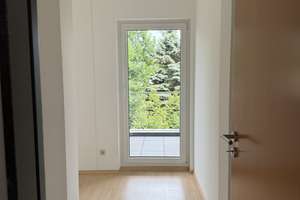 Helle 3 Zimmer und 2 Balkone, Gäste-WC, Fußbodenheizung, Bad mit Wanne und Dusche – Altenhoferstr. 178, 42719 Wald, Solingen – Vorschaubild 14