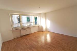 Direkt Wiesbaden-City: Helle, renovierte 1-Zimmer-SINGLE-Wohnung; Balkon; Tageslicht-Wannenbad