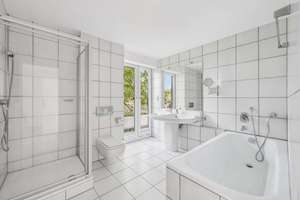 Großzügige 2-Zimmer-Wohnung mit Süd-Loggia, Balkon und Stellplatz in beliebter Lage von Düsseldorf – Die vollständige Adresse der Immobilie erhältst du vom Anbieter., 40470 Mörsenbroich, Düsseldorf – Vorschaubild 16