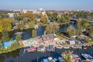 Einzigartiges Havel Hideaway mit Privathafen und Beach-Bereich zur gewerblichen Entwicklung – Die vollständige Adresse der Immobilie erhältst du vom Anbieter., 13595 Wilhelmstadt, Berlin – Vorschaubild 2