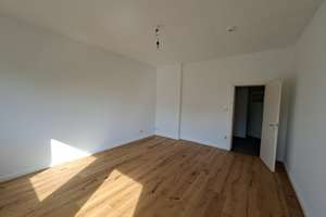 Saniertes modernes Appartement mit separater Wohnküche  in Bilk