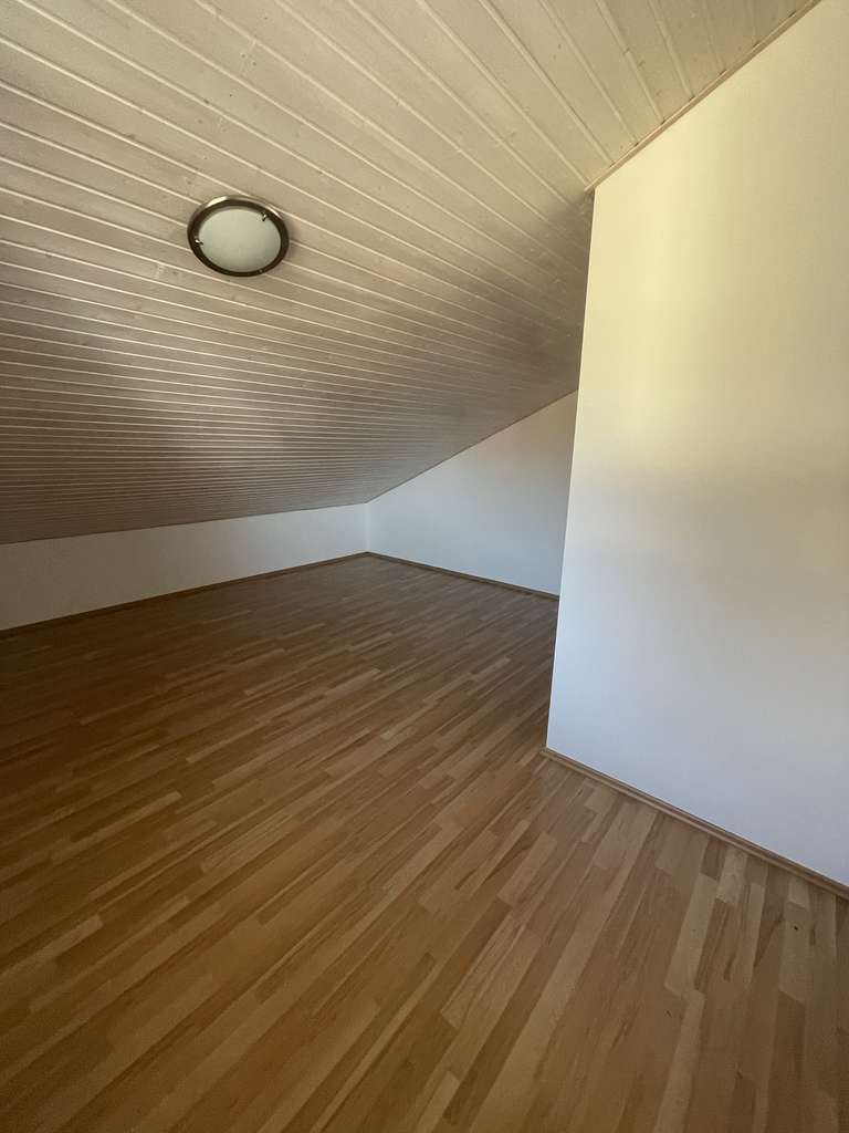 Immobilie in Marquartstein - BERGBLICK -  FAMILIENFREUNDLICH - FERNWÄRME - Bild 4