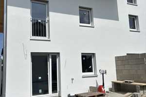 Neubau: 
Stilvolles Reiheneckhaus in ruhiger Lage – Rosenheim (Kreis) – Vorschaubild 4