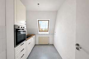 ca. 84 m² - Großzügige 2,5 Zimmer-Maisonette-Wohnung mit Aufzug, Balkon und TG-Stellplatz – Albert-Schweitzer-Straße 24, 18147 Toitenwinkel, Rostock – Vorschaubild 5