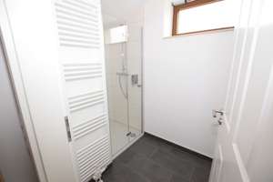 Helle und freundliche Maisonette Wohnung mit Einbauküche und Balkon in beliebter Wohnlage – Zweinaundorfer Str. 14, 4318 Anger-Crottendorf, Leipzig – Vorschaubild 3