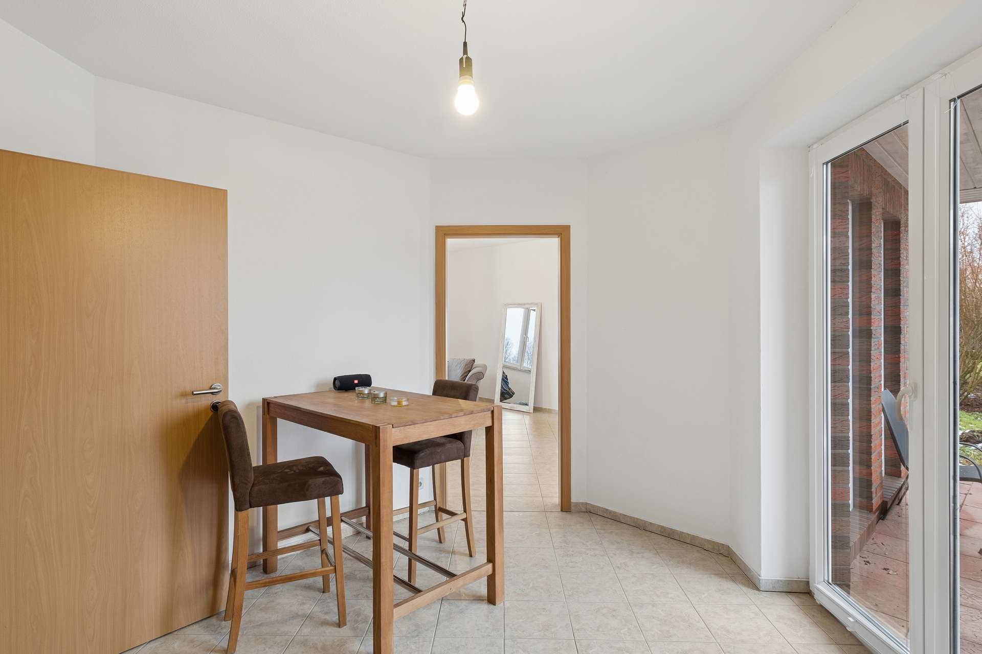 Immobilie in Kalkhorst - Ostseenah und gepflegt, Bungalow mit Kamin und Feldlage - Bild 3