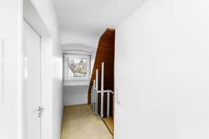 Einfamilienhaus mit Garten, Pool und Garage in begehrter Lage von Neu-Isenburg – Die vollständige Adresse der Immobilie erhältst du vom Anbieter., 63263 Neu-Isenburg – Vorschaubild 8