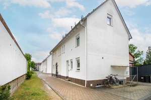 Großzügiges Familienwohnen – Doppelhaushälfte mit Einliegerwohnung und Mieteinnahmen – Die vollständige Adresse der Immobilie erhältst du vom Anbieter., 64285 Bessungen, Darmstadt – Vorschaubild 12