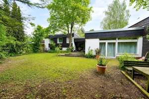 Großzügiger Split-Level-Bungalow in absolut ruhiger Lage von München-Trudering