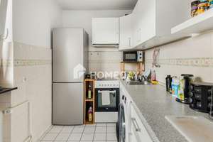 Attraktive 3-Zimmer-Etagenwohnung mit Westbalkon und modernisiertem Bad in Lübeck – Die vollständige Adresse der Immobilie erhältst du vom Anbieter., 23560 Sankt Jürgen, Lübeck – Vorschaubild 8