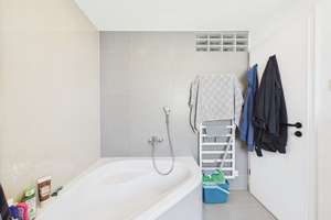 Luxus-MFH in Regensburg – kernsaniert, Garten, Pool & PV-Anlage auf Neubauniveau! – Die vollständige Adresse der Immobilie erhältst du vom Anbieter., 93055 Burgweinting-Harting, Regensburg – Vorschaubild 35