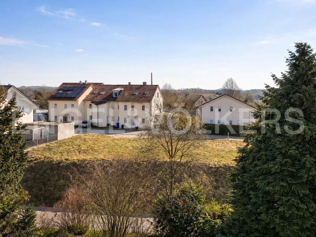 Immobilie in Kastl - Landhausvilla mit Charakter – viel Raum für neue Lebenskonzepte mit schöner Einliegerwohnung - Bild 1