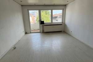 Helle 2,5-Zimmer Wohnung mit Balkon im 3.OG – Helmholtzstraße 98, 46045 Altstadt-Mitte, Oberhausen – Vorschaubild 2