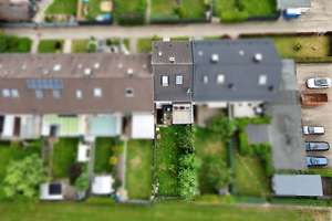 Sanierungsbedürftiges Reihenmittelhaus in 
ruhiger Kernstadtlage von Paderborn – Die vollständige Adresse der Immobilie erhältst du vom Anbieter., 33100 Kernstadt, Paderborn – Vorschaubild 3