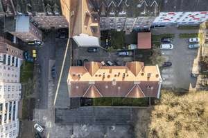 Property thumbnail 2