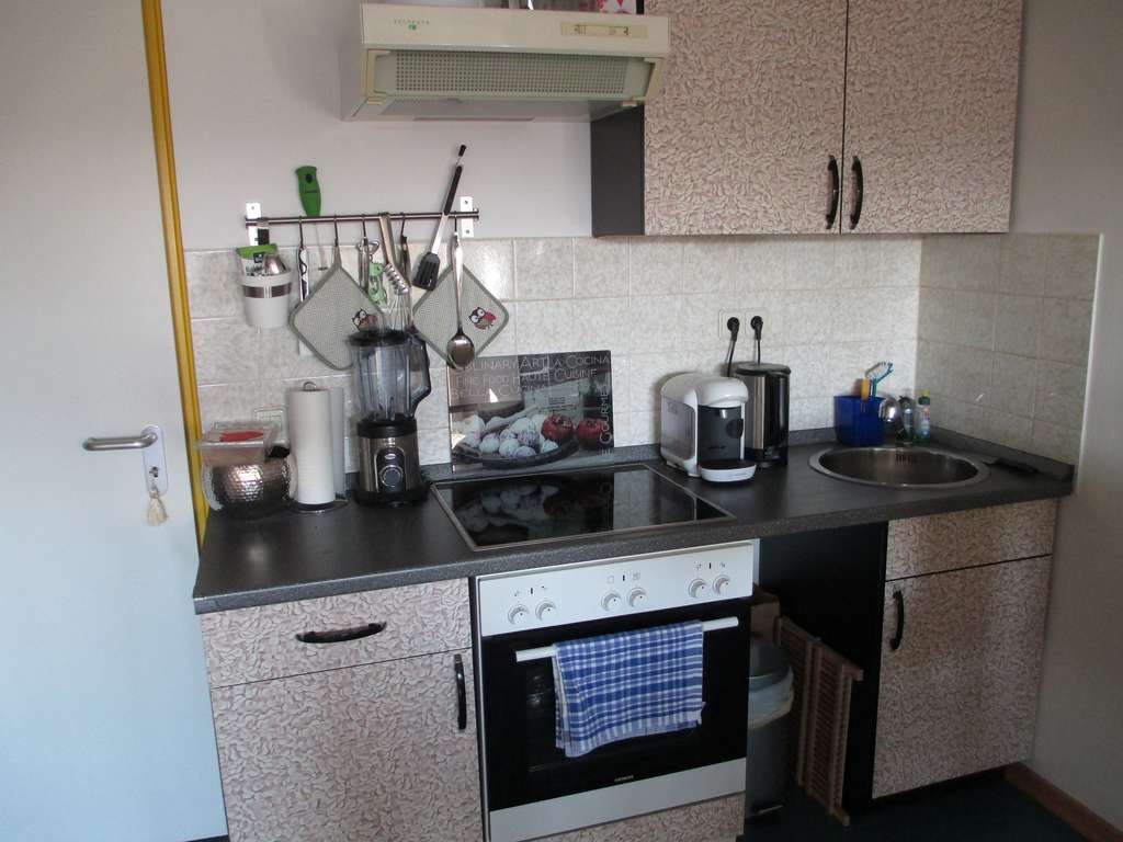 Immobilie in Fürstenfeldbruck - OHNE MAKLER ! Attraktive 1,5-Zimmer Dachterrassen Wohnung im 3. OG in FFB - Bild 1