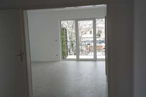 Gemütliche 2-Raum-Wohnung mit Balkon im gepflegten Mehrfamilienhaus in Elbnähe – Bethanienstraße 19, 39114 Cracau, Magdeburg – Vorschaubild 2