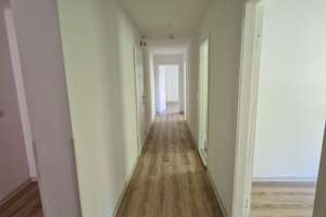 Großzügiges Wohnen mit viel Platz – 6 Zimmer, 2 Bäder in ruhiger Lage von Salzgitter-Bad – Erikastraße 53, 38259 Salzgitter-Bad, Salzgitter – Vorschaubild 9