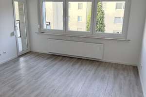 2-Zimmerwohnung in Weidenau mit Balkon und Aufzug – Hans-Thoma-Weg 2, 57076 Weidenau, Siegen – Vorschaubild 3