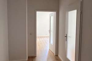 *  Ruhige Lage, helle Wohnung mit Wintergarten  - ID 6579  * – Die vollständige Adresse der Immobilie erhältst du vom Anbieter., 1187 Südvorstadt-West, Dresden – Vorschaubild 7