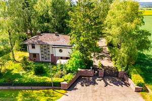 Einzigartiges, parkähnliches Anwesen mit Villa, Poolhaus und Einfamilienhaus – Die vollständige Adresse der Immobilie erhältst du vom Anbieter., 96476 Bad Rodach – Vorschaubild 7
