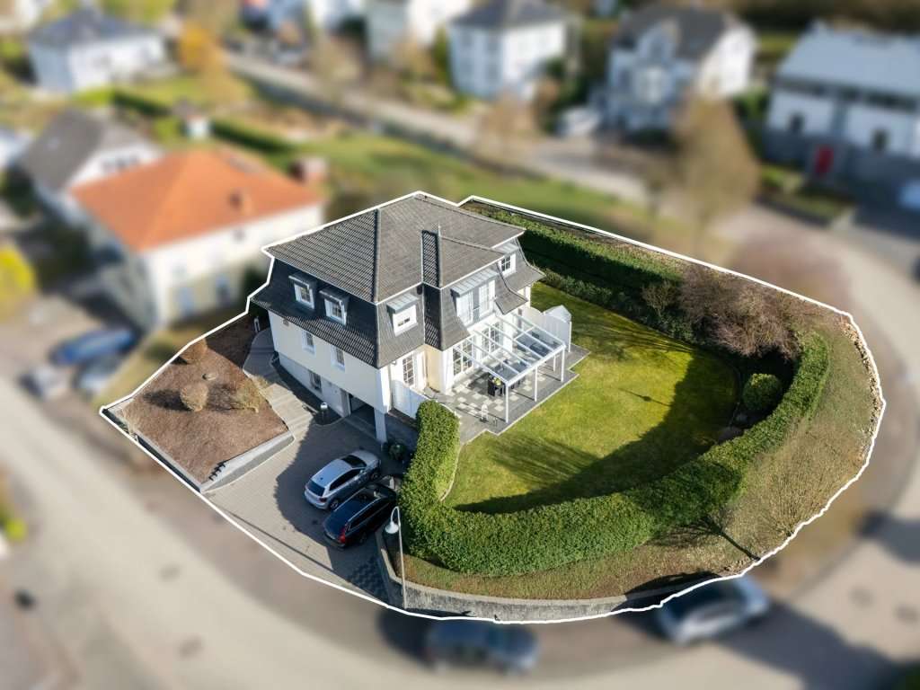 Immobilie in Wellen - Repräsentatives Einfamilienhaus in Wellen – direkt an der luxemburgischen Grenze - Bild 2