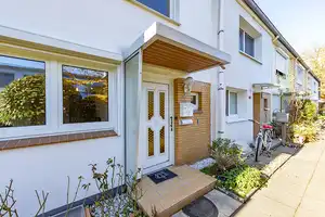 3,5-Zimmer-Reihenhaus mit Südwestgarten in familienfreundlicher Lage – Hamburg – Vorschaubild 3