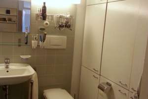 Gemütliche möblierte Dachgeschosswohnung in Bogenhausen – Elektrastrasse 13, 81925 Parkstadt, München – Vorschaubild 10
