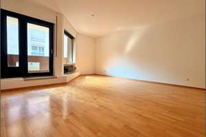 Einziehen & Wohlfühlen! 3 Raum Wohnung mit toller Raumaufteilung und Wohnküche sowie TG-Stellplatz – Die vollständige Adresse der Immobilie erhältst du vom Anbieter., 40597 Benrath, Düsseldorf – Vorschaubild 6