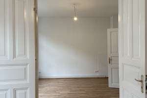 3-Zimmer Wohnung in zentraler Lage von Kiel Gaarden - WG Geeignet - – Augustenstraße 38, 24143 Gaarden-Ost, Kiel – Vorschaubild 2