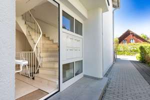 Lichtdurchflutete 4-Zimmer-DG-Wohnung mit Süd-Dachterrasse und neuer Hybrid-Wärmepumpenheizung – Die vollständige Adresse der Immobilie erhältst du vom Anbieter., 81475 Fürstenried-West, München – Vorschaubild 16