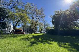 Wohnen in Bestlage - Dachwohnung  am Volksgarten  mit großzügigem Grundriss *Balkon*Garage* – Volksgartenstraße 50, 50677 Neustadt/Süd, Köln – Vorschaubild 2