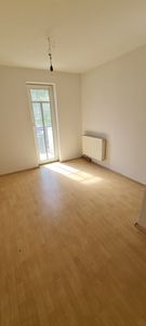 Helle 2-Raum-Wohnung mit Einbauküche im Herzen von Gera