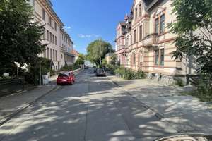 Souterrain: 4 Zimmer, 2 Bäder, Terrasse, neue Küche – ab 09/2026