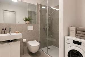 Direkter Wasserblick - 1 Zimmer mit Einbauküche, Parkettboden & Einbauschrank - HAVEKANT – Am Rundtörn 28, 26135 Osternburg, Oldenburg (Oldenburg) – Vorschaubild 5