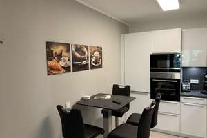 Möbliert: sanierte 2-Zi-Wohnung mit EBK, Südbalkon in Bogenhausen – Prinzregentenstraße 130, 81677 Steinhausen, München – Vorschaubild 4