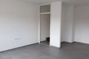 Großzügiges Apartment, 1 ZKB, EbK, München Hadern! U-Bahn – 81375 Großhadern, München – Vorschaubild 3