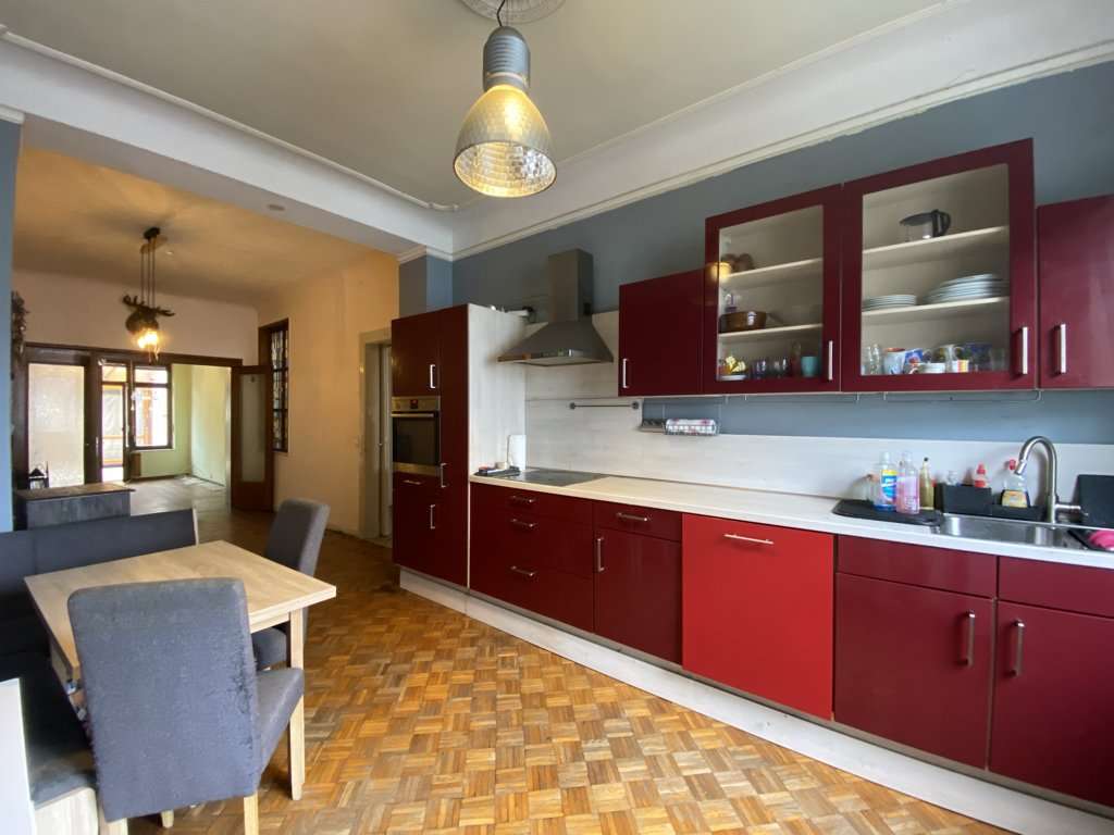 Immobilie in Eschweiler - Raumwunder in Innenstadtlage! Einfamilienreihenhaus mit außergewöhnlich großem Garten - Bild 0