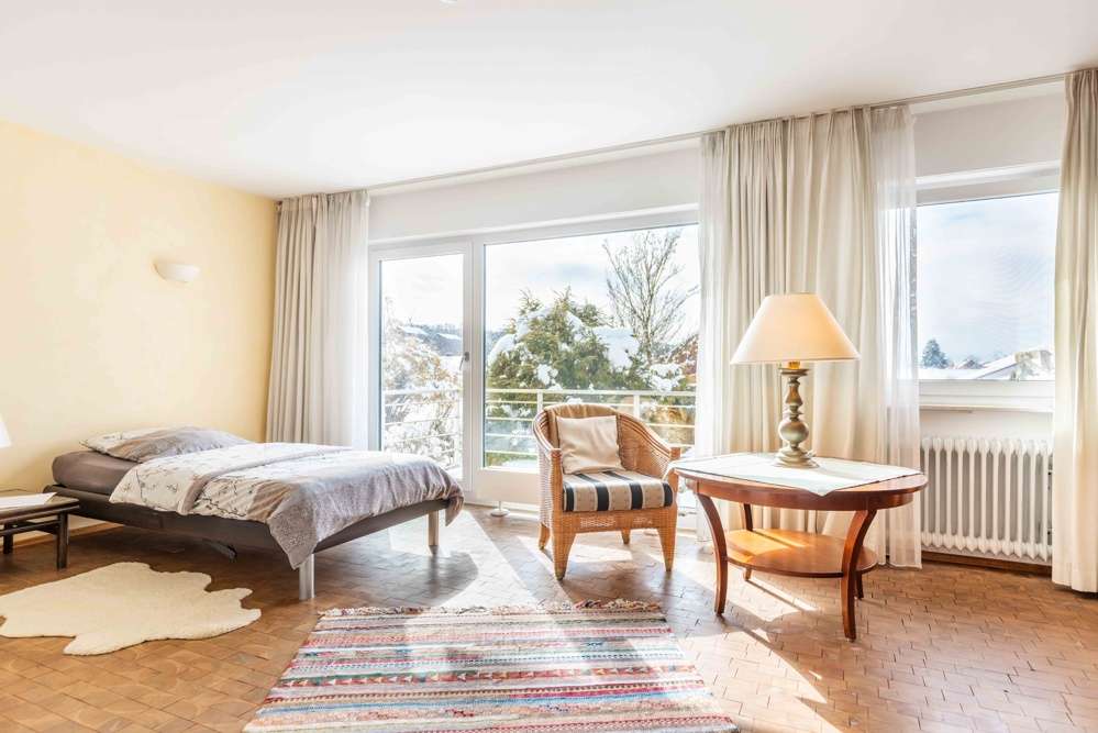 Immobilie in Alling - Top gepflegtes Reihenmittelhaus mit 4,5 Zimmern inkl. Hobbyraum, Sauna  und Garage - Bild 4