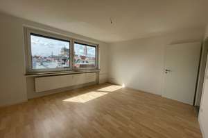 Sehr helle, großzügige 3-ZKB-Wohnung mit Blick über Augsburg – Leonhardsberg  17, 86150 Jakobervorstadt-Nord, Augsburg – Vorschaubild 5