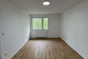 Wunderschöne 2 Zimmer Wohnung mit Balkon - Kernsaniert! – Wettersteinstraße 53, 90471 Langwasser Nordwest, Nürnberg – Vorschaubild 3
