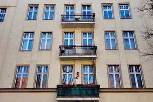 Property thumbnail 2