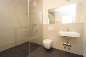 2 Zimmer Wohnung * Balkon * Teileinbauküche * Frei ab 01.01.2027 – Conrad-Blenkle-Straße 29, 10407 Prenzlauer Berg, Berlin – Vorschaubild 6