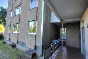 Erdgeschoß-frisch renoviert-separater Eingang-Balkon-Tiefgarage-von Privat – Elmshorner Straße 15, 25421 Pinneberg – Vorschaubild 22