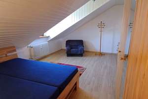  2 Zimmer DG-Whg  in bevorzugter Lage im Westen von Ingolstadt – Effnerstraße 3a, 85049 Friedrichshofen-Hollerstauden, Ingolstadt – Vorschaubild 2