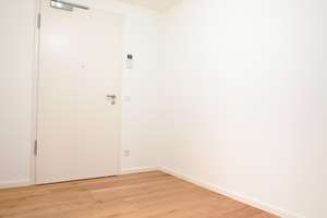 Gemütliche 2-Zimmer-Souterrainwohnung mit Gartenanteil und hochwertigem Wohnkomfort – Josef-Beiser-Straße 30, 81737 Altperlach, München – Vorschaubild 3